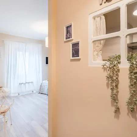 The Small Nest At Coliseum * Rom