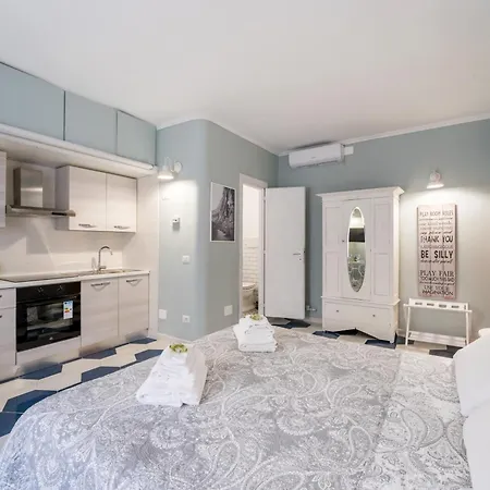 The Small Nest At Coliseum רומא